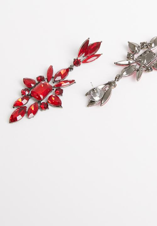 STYLE REPUBLIC - Fara statement studs-red