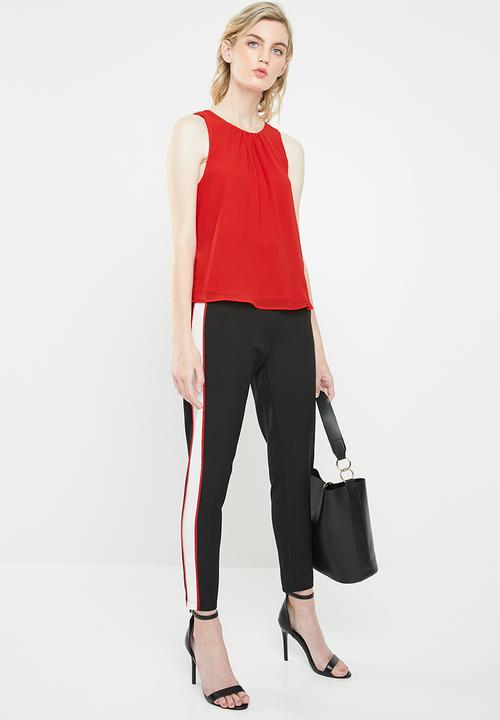 Jacqueline de Yong - Abigail sleeveless top - red