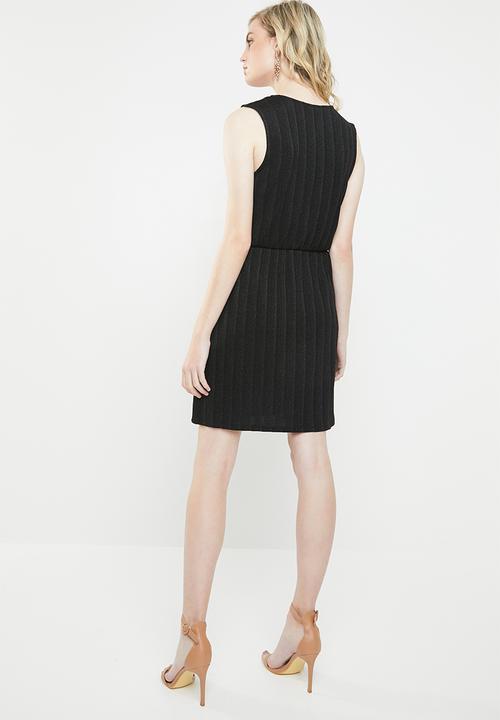 Vero Moda - Wiona sleeveless v front dress - black 