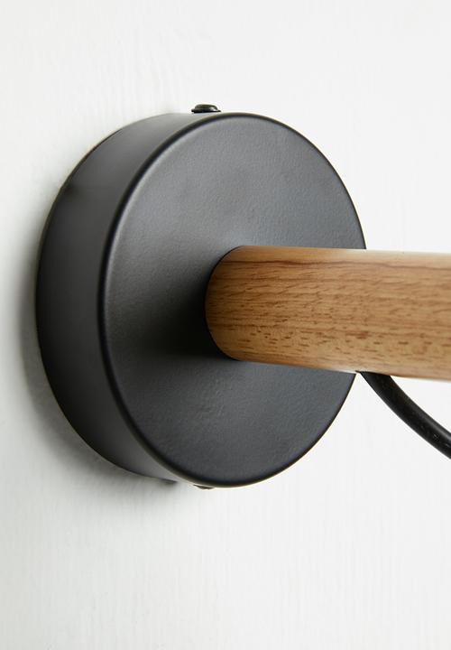 Sixth Floor - Flynn wall light - black