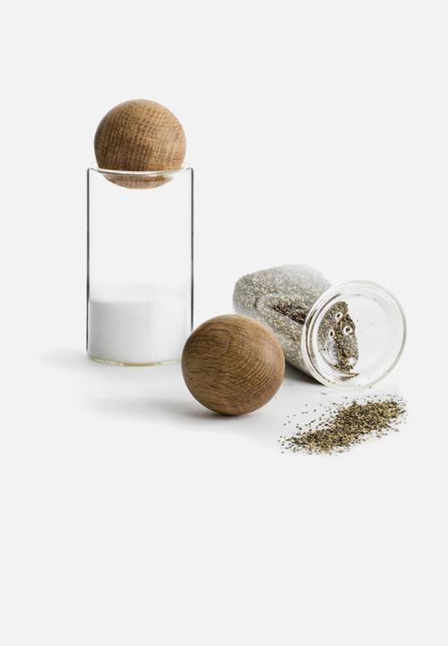 Sagaform - Salt & pepper set with oak stoppers