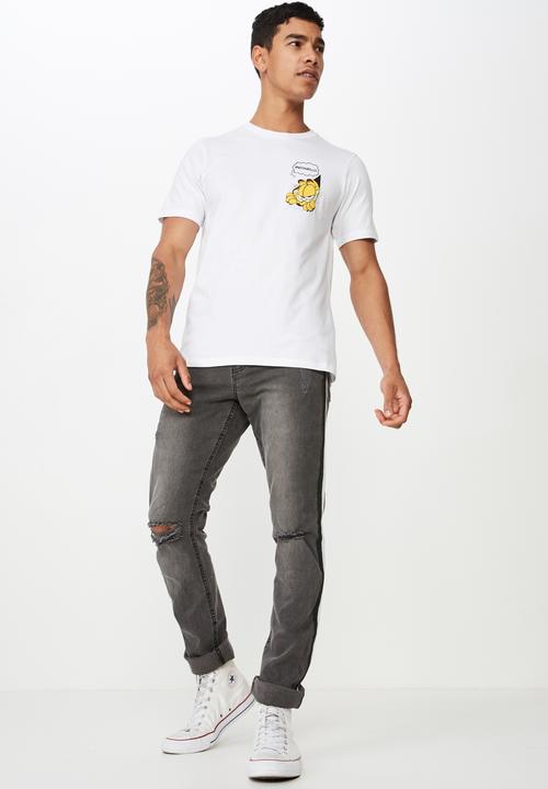 Cotton On - Tbar collab character tee - white