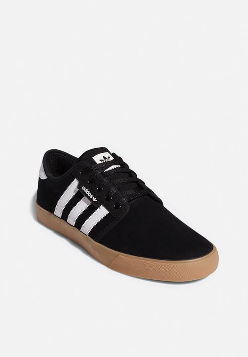 adidas Originals - Seeley - core black/ftwr white/gum