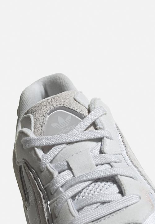 adidas Originals - YUNG-96 CHASM - crystal white/crystal white/ftwr white