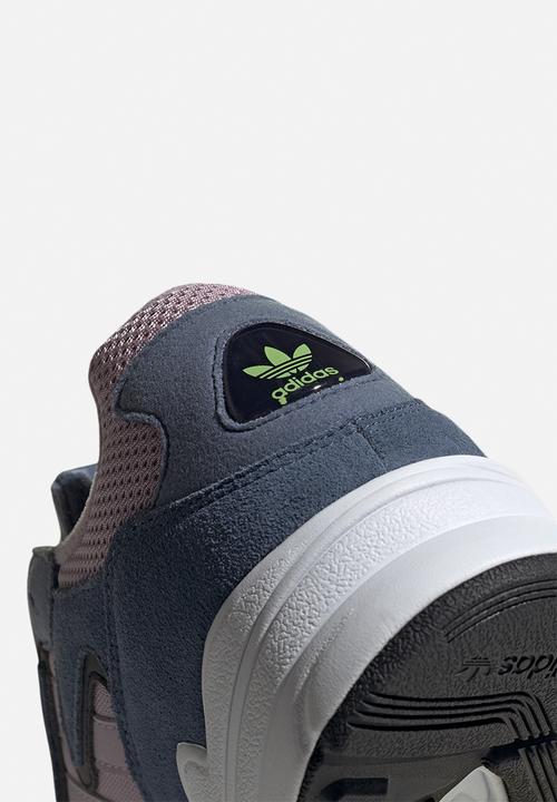 adidas Originals - YUNG-96 CHASM - tech ink/soft vision/hi-res yellow