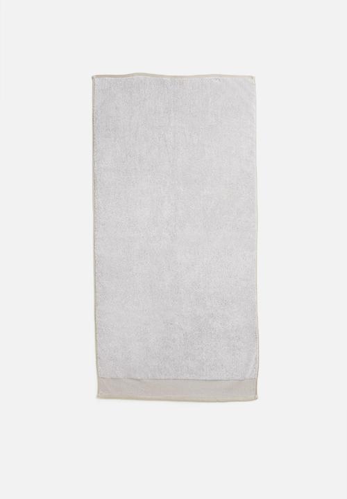 Linen House - Plush towel - oatmeal