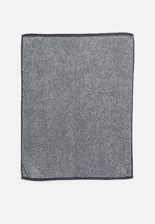 Linen House - Plush marle bath mat - charcoal