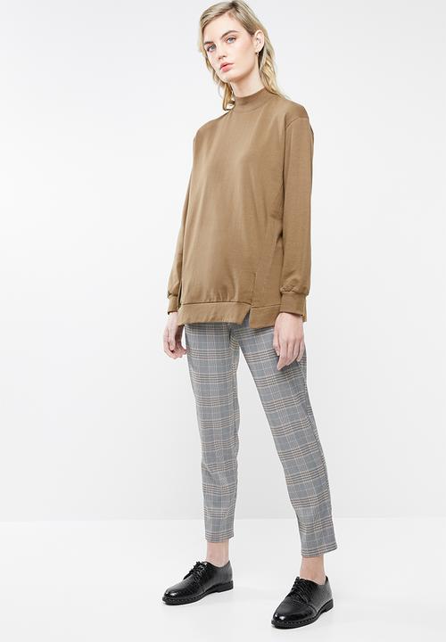 Superbalist - Split hem funnel neck sweat - tan