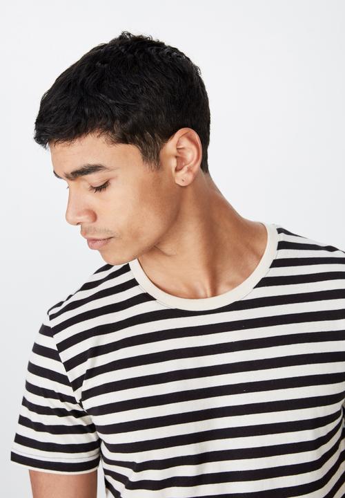 Cotton On - Tbar premium short sleeve tee - white & black 