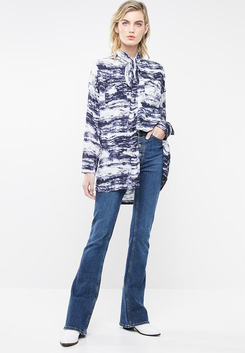 Superbalist - Kitty tie longer length shirt - blue & white