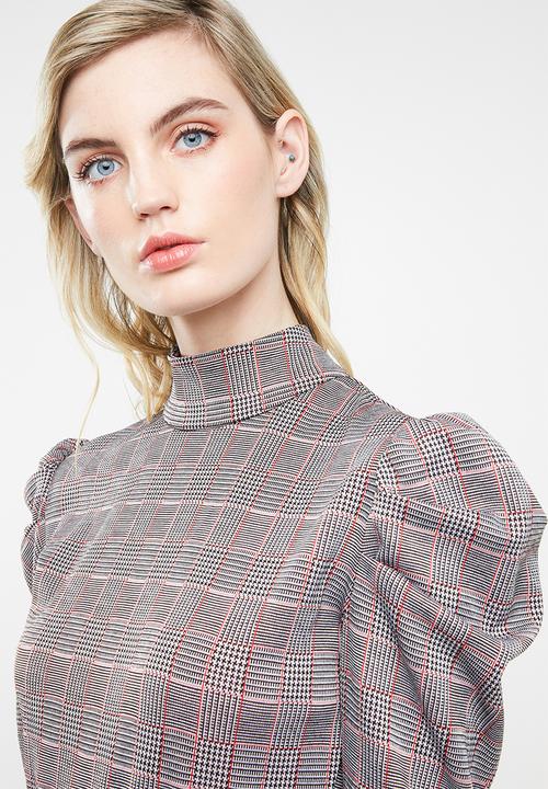 Superbalist - Puff sleeve mini dress with belt - red & black