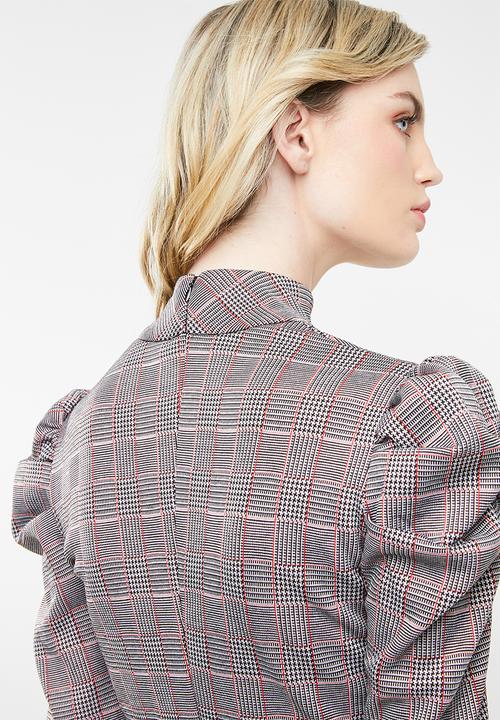 Superbalist - Puff sleeve mini dress with belt - red & black