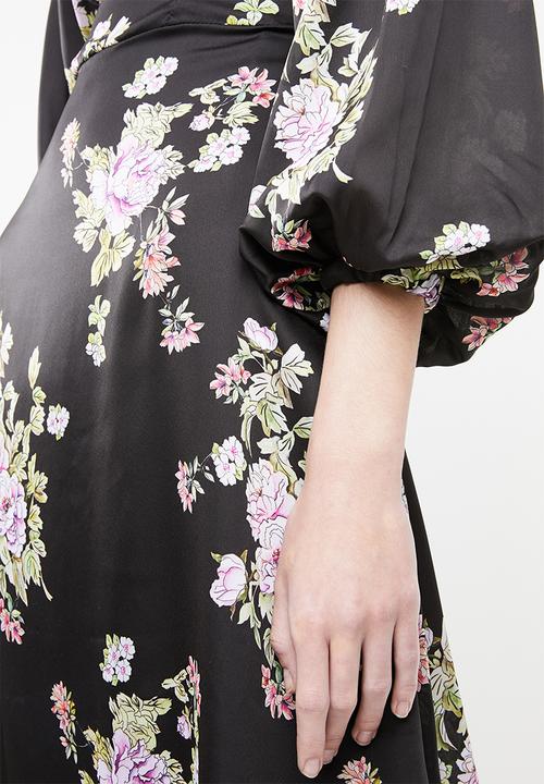 Superbalist - Drape sleeve dress - black
