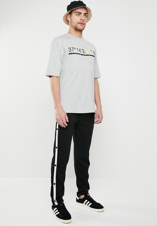 Only & Sons - Ladd short sleeve oversized tee - grey