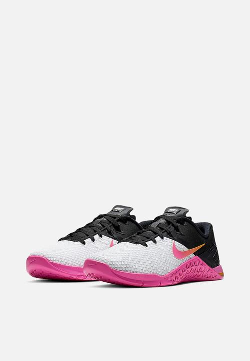 Nike - Metcon 4 XD - white / university gold / fuchsia