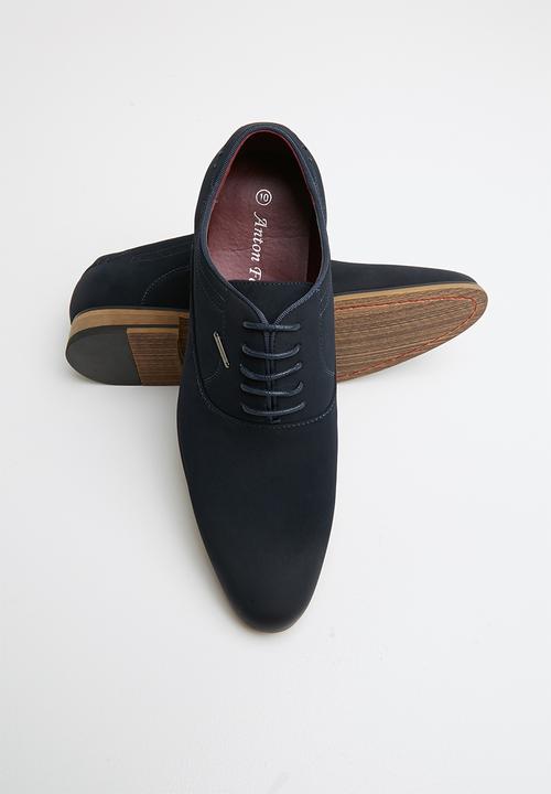 Anton Fabi - Javier - navy