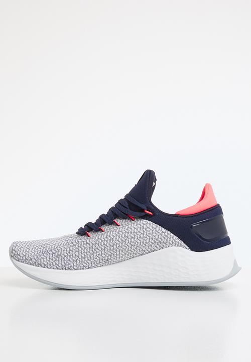 New Balance  - WLAZRSG2 - Future sport - grey