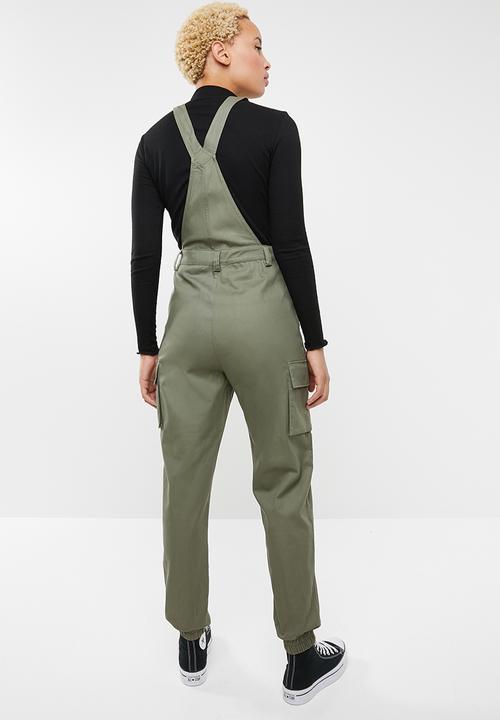 Missguided - Dungaree cargo jumpsuit - green