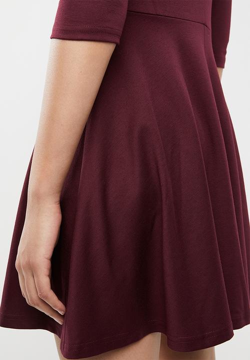 c(inch) - Fit and flare turtleneck dress - burgundy