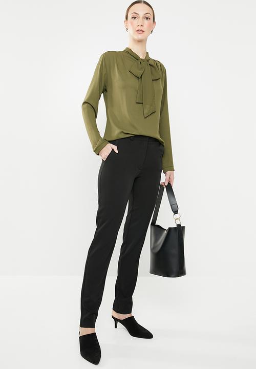 edit - Classic ankle grazer pants - black