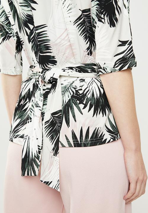 edit - Twist front top - black & white