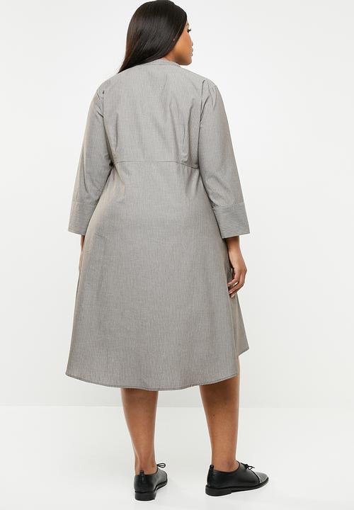 AMANDA LAIRD CHERRY - Babalwa shirtdress - taupe & White 