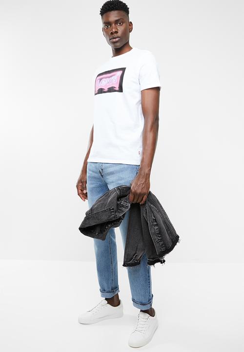 Levi’s® - Graphic set in neck 2 HM photo - white