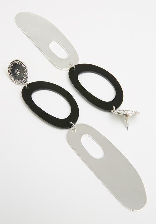 Superbalist - Oversized link drop earrings - black & silver