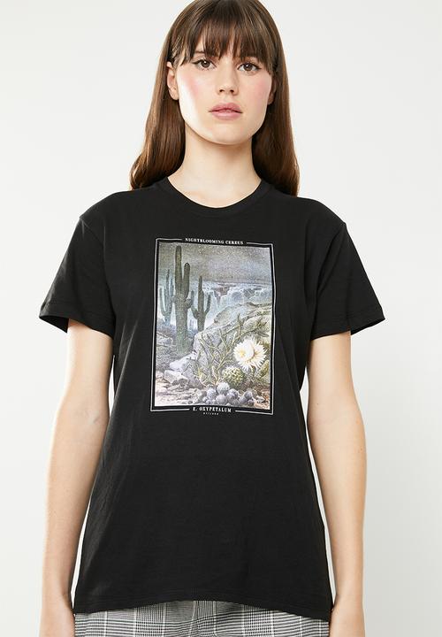 Cotton On - Classic arts tee - black