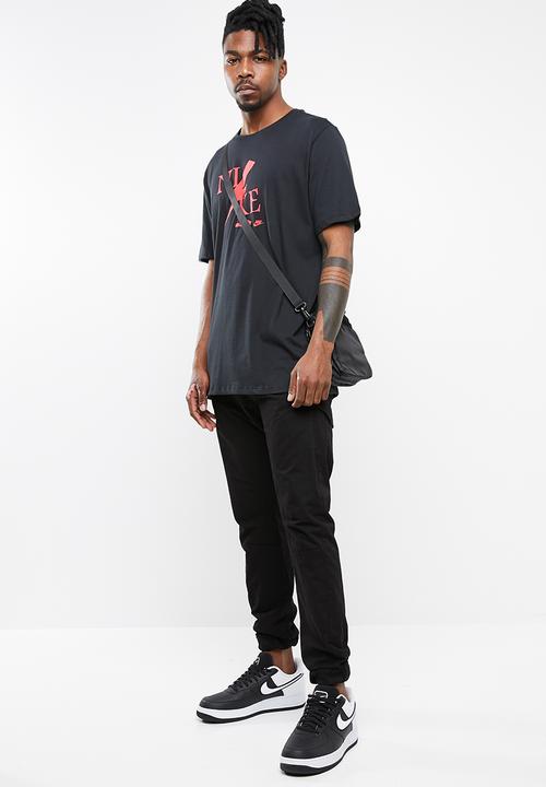 Nike - Nsw tee - black
