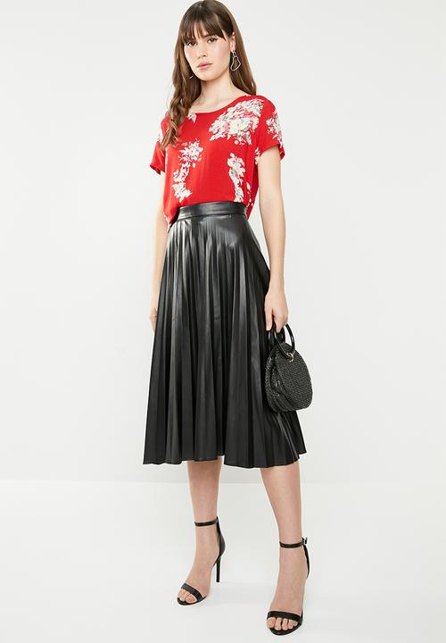 ONLY - First top - red