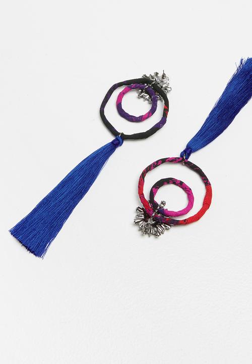 STYLE REPUBLIC - Malin tassel earrings - blue