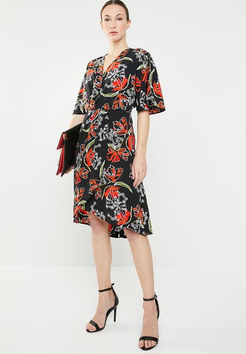 edit - Knot front dress with flutter sleeve - multi 