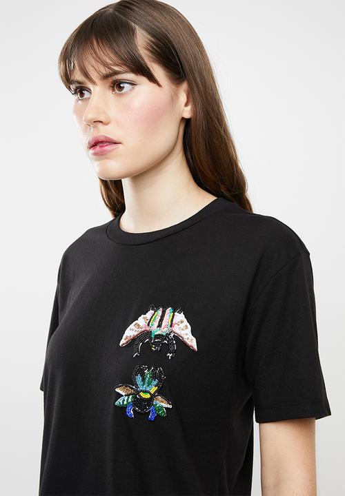 Jacqueline de Yong - Bugs short sleeve embellished top - black