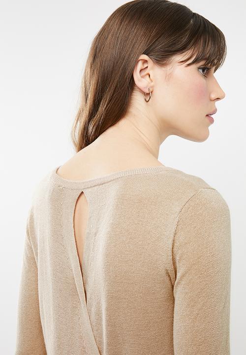 STYLE REPUBLIC - Key hole back detail knit - neutral