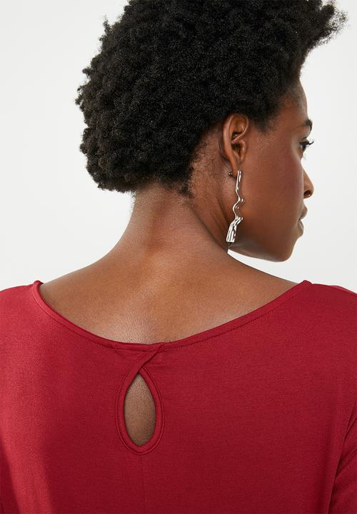 edit - Short sleeve keyhole detail dress - red