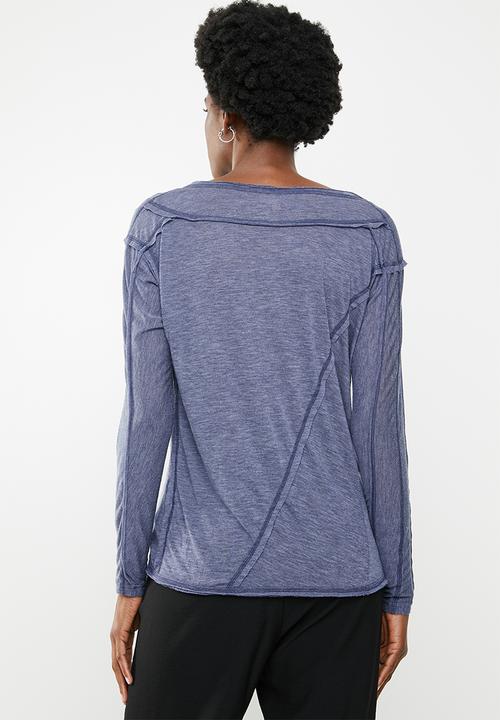 edit - Weekend light weight lounge top - blue
