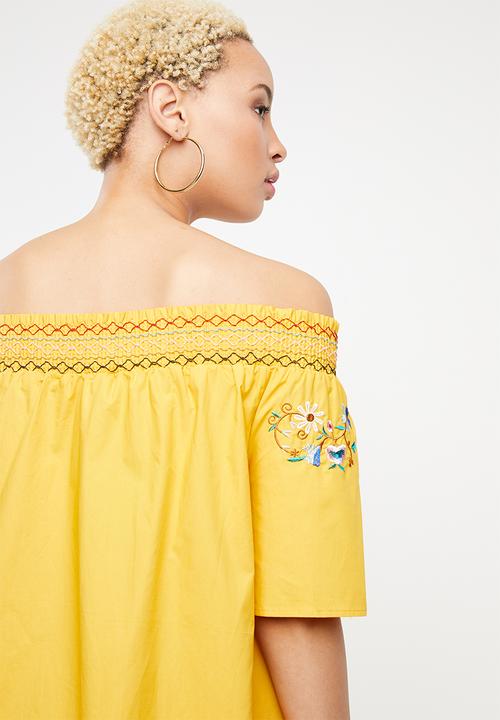 STYLE REPUBLIC - Boho embroidered bardot dress - yellow