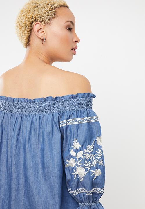 STYLE REPUBLIC - Embroidered denim bardot dress - blue