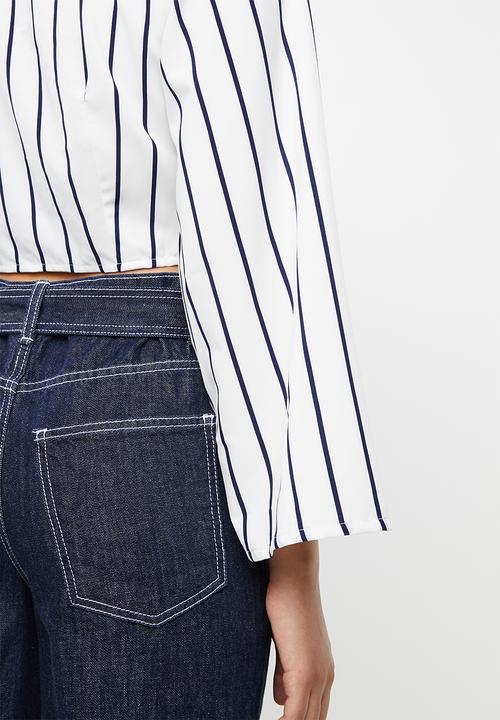 STYLE REPUBLIC - Front button crop top - white & navy