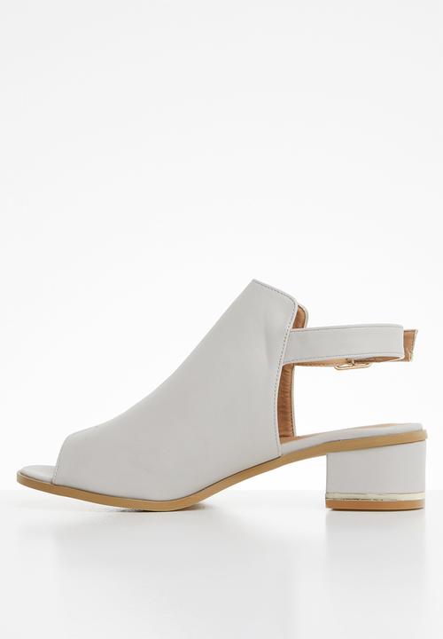 Jada - Slingback heel - pale grey