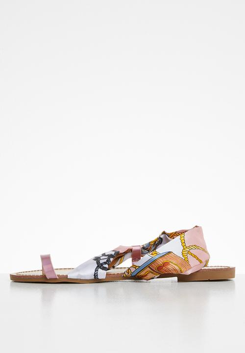 Miss Black - Kalie sandal - pink & white 