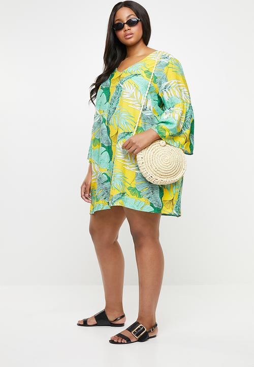STYLE REPUBLIC PLUS - Tropical tunic dress with V-neck - multi