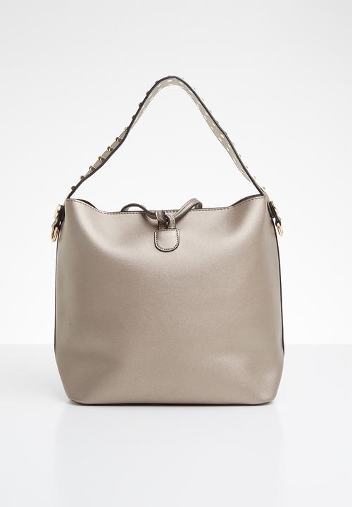 STYLE REPUBLIC - Studded shoulder bag - bronze
