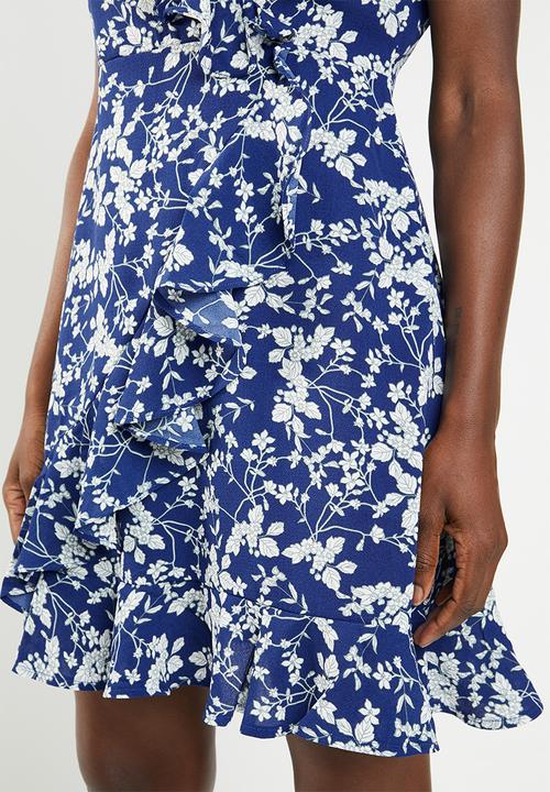Revenge - Floral tea dress with frills - blue & white