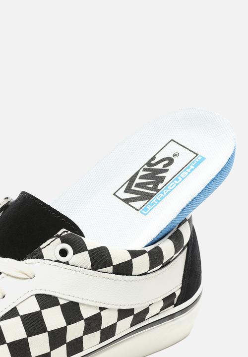 Vans - Vans UA Bold Ni - (Checkerboard) black/marshamllow