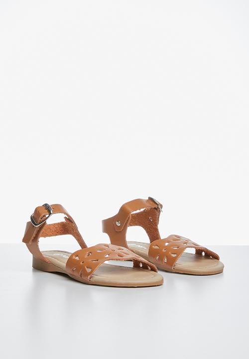 Pop Candy - Buckle detail sandal - tan