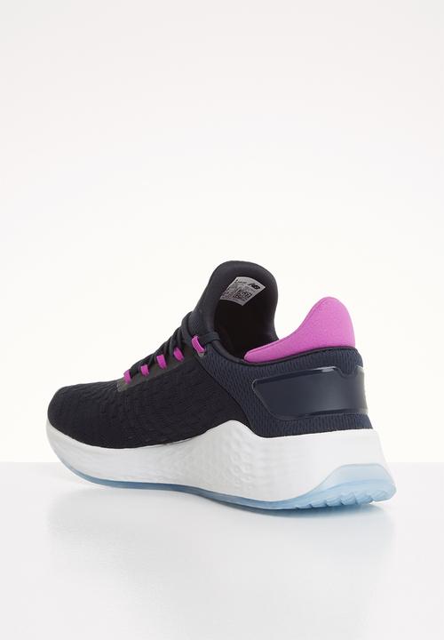 New Balance  - Lazr - black 