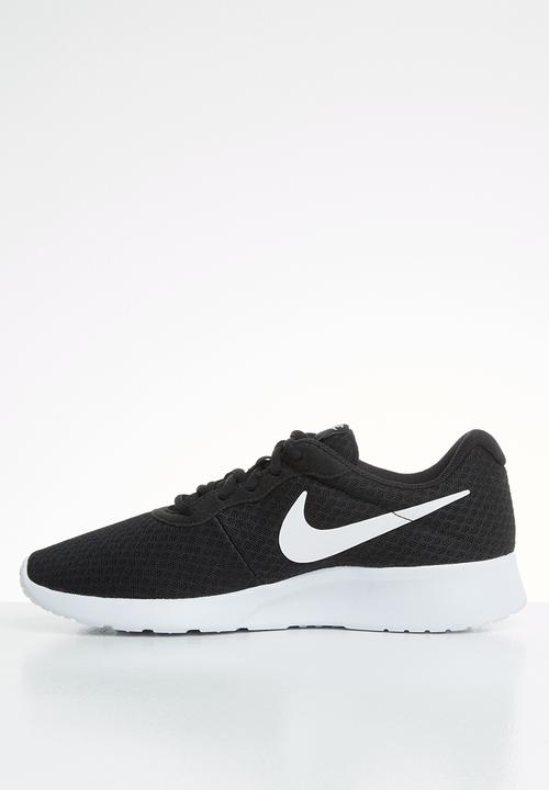 Nike - Nike tanjun sneakers - black & white