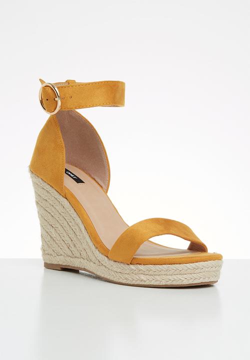 ONLY - Amelia heeled cap sandal - yellow